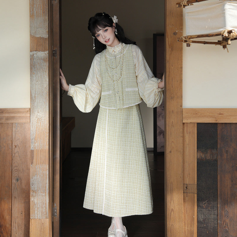 花呢明风汉服套装：改良式马甲半裙 [苔藓版]