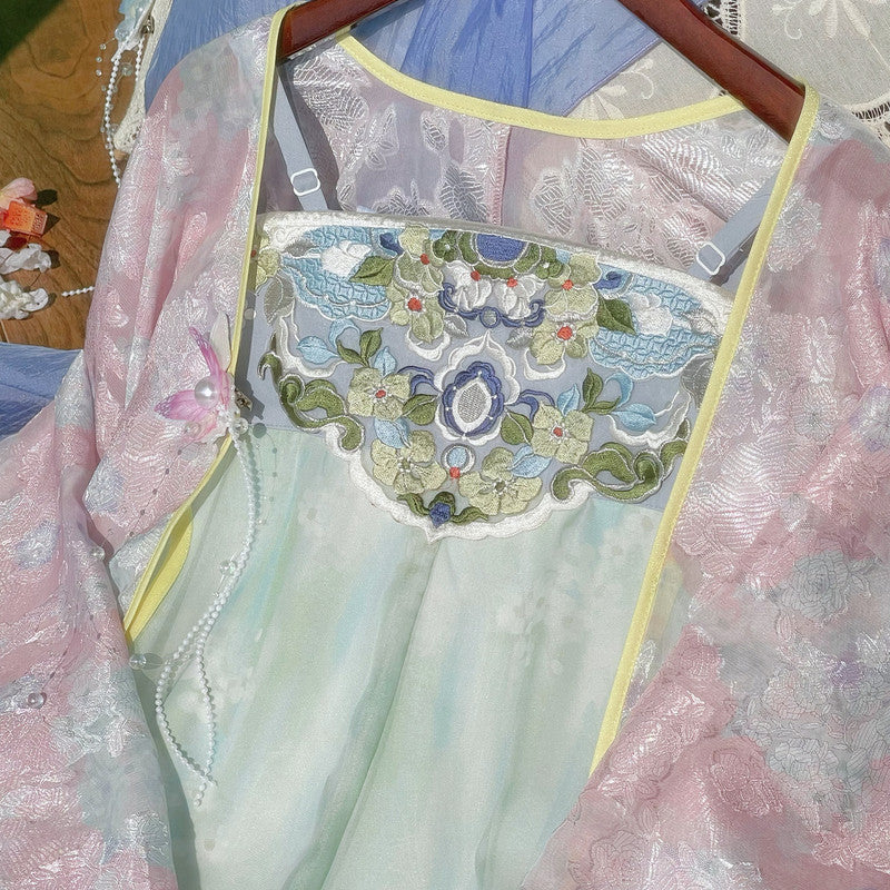 “休闲”唐汉服：重工刺绣襦裙套装