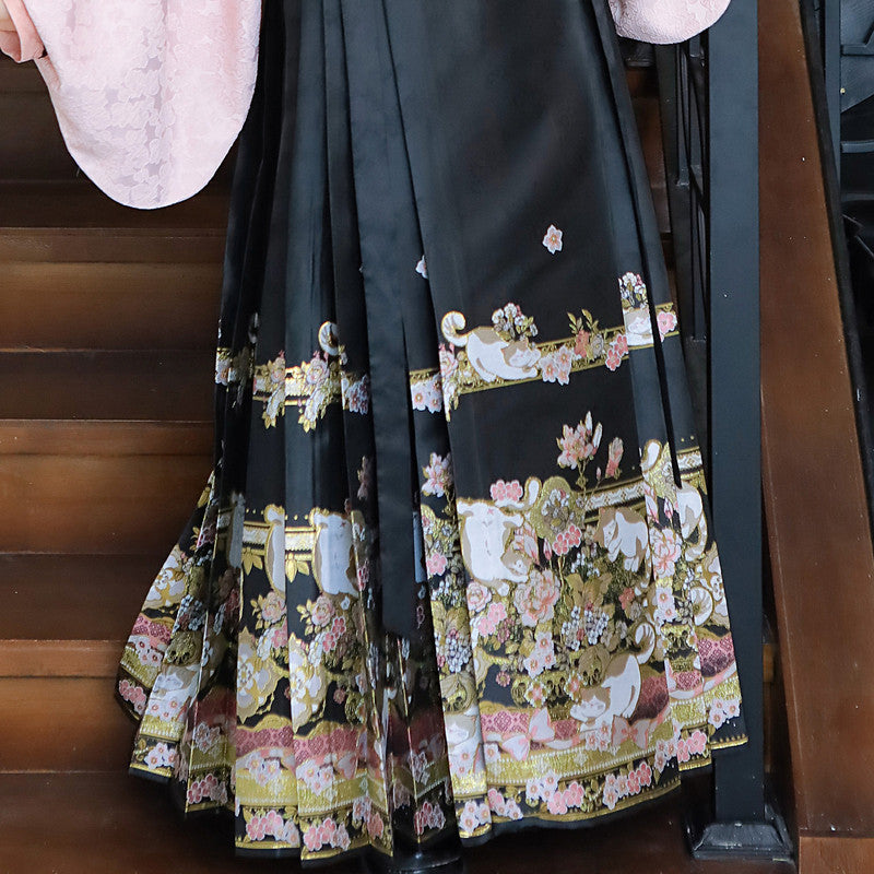 Nai Niu Xiao Mao Ming Dynasty Hanfu - Embroidered Mamian Skirt & Top Set - Modern Chinese Style