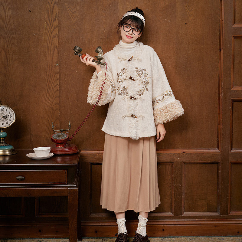 [金缕衣] 现代汉服秋冬夹棉袄裙 - 毛呢刺绣半袖衫 - 新中式外套