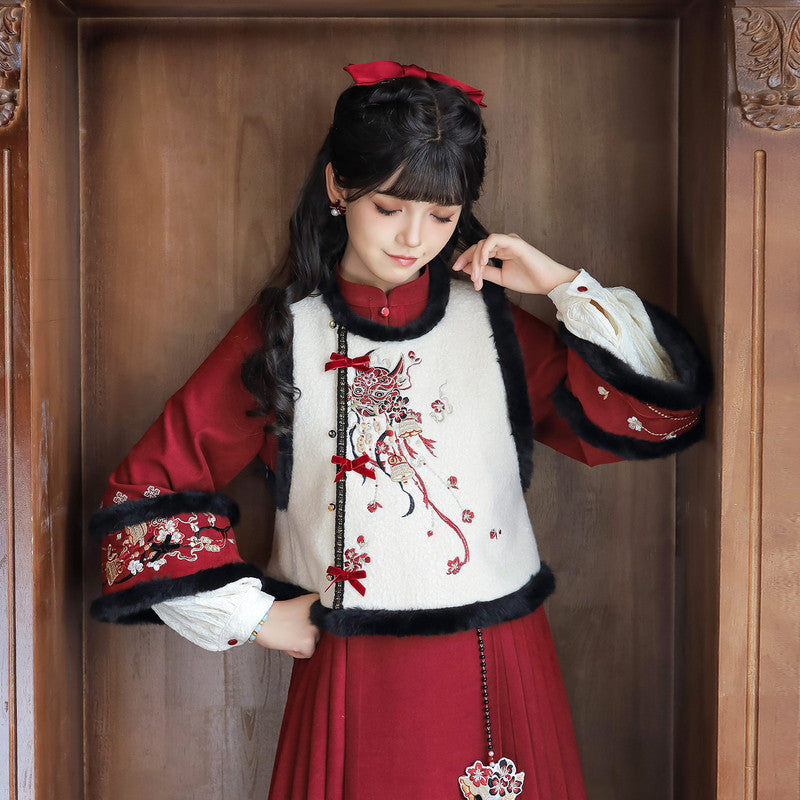 惜茜念红色改良汉服裙 - 刺绣比甲两件套 - 新年服装