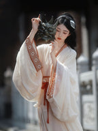 马山楚墓复原直裾汉服：战国袍