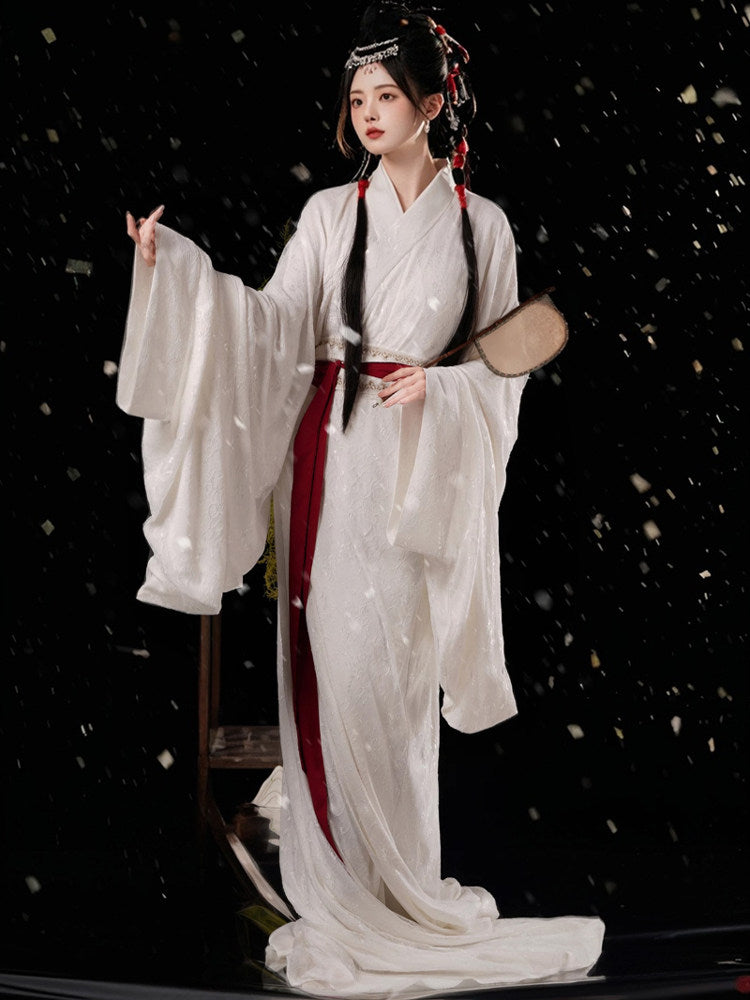 “缀句”战国汉服：红白拖尾长袍