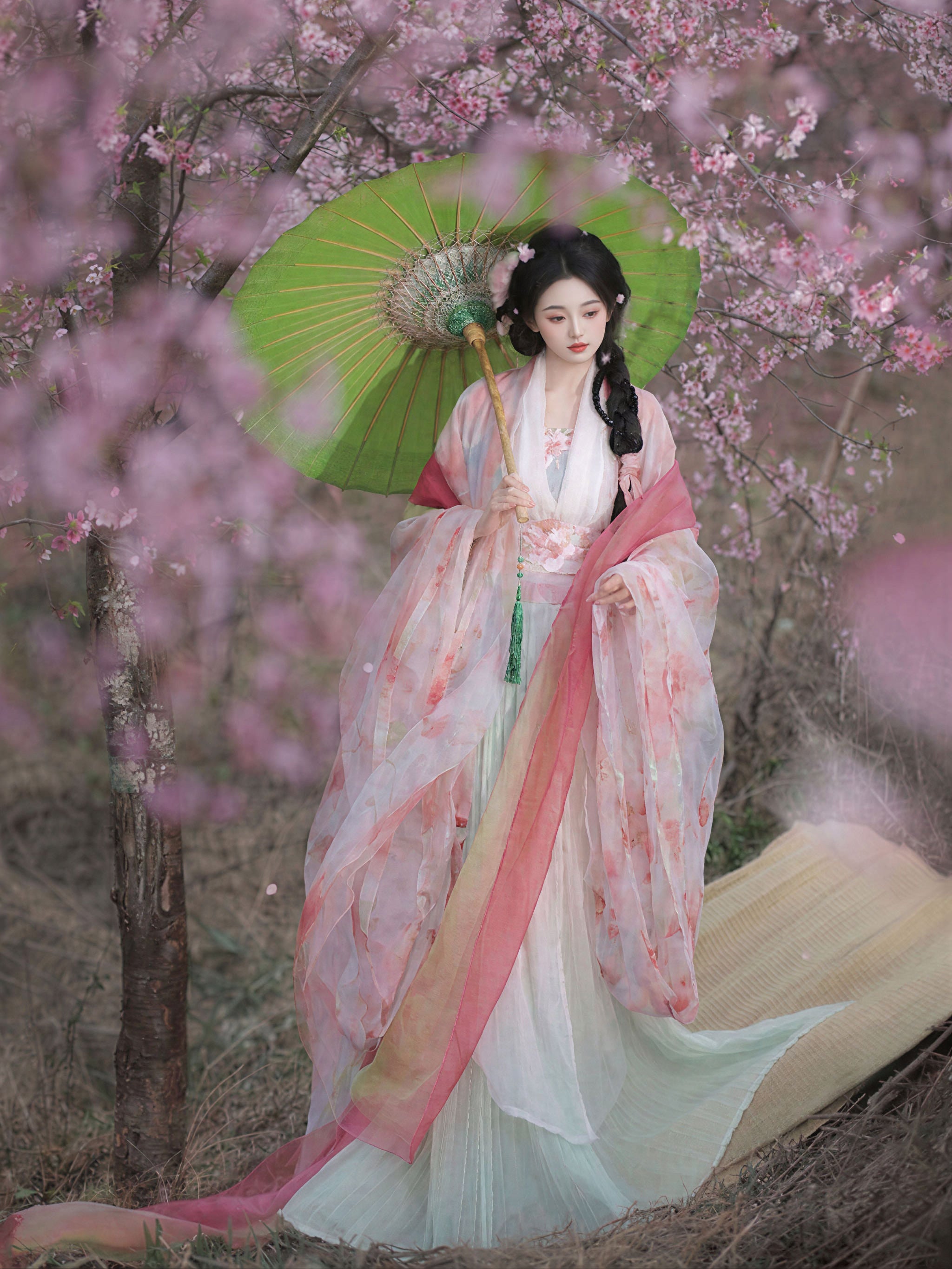 马山楚墓直裾汉服 - 飘逸广袖拖尾袍