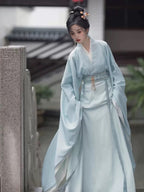 玄宫魏晋风汉服：刺绣毛领披风