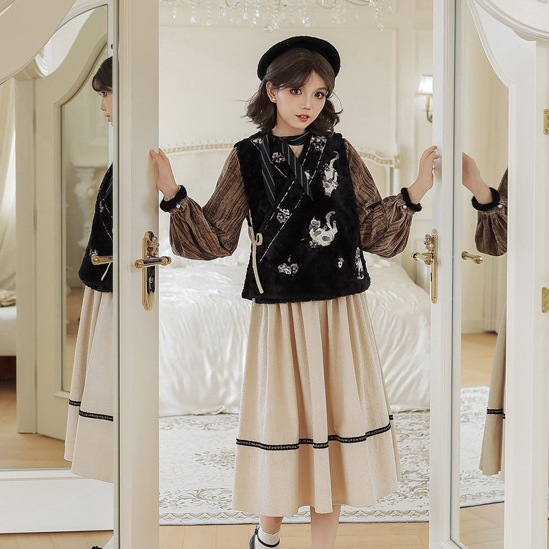 "Logic Cat" Kawaii Hanfu: Black Dress & Plush Cat Vest Set Main image