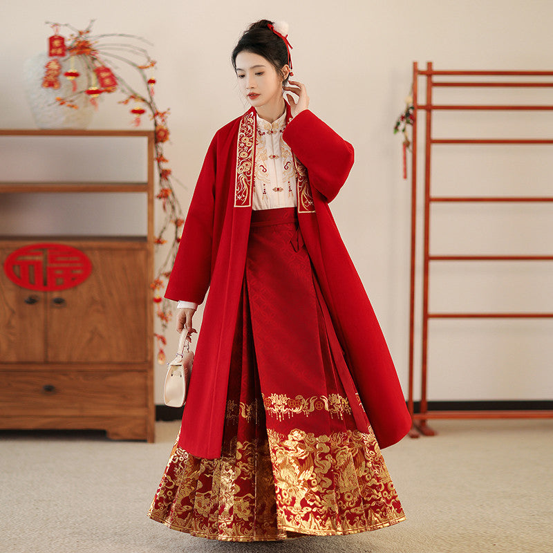 "Joyful Pi Xiu" Red Mamian Skirt Set: New Chinese Wedding Dress Main image