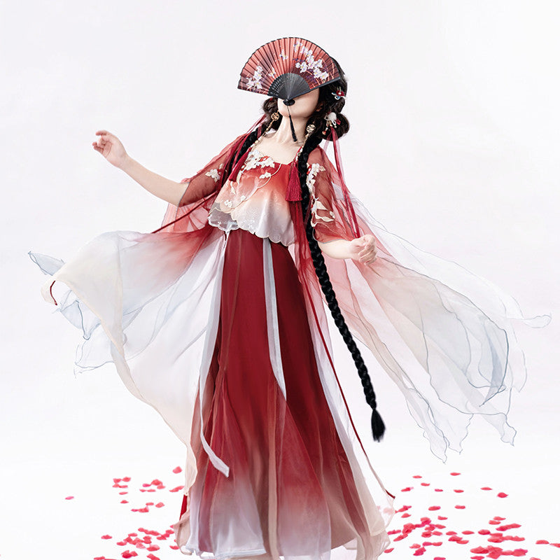 “皓月”可爱汉服：改良吊带裙和衬衫套装