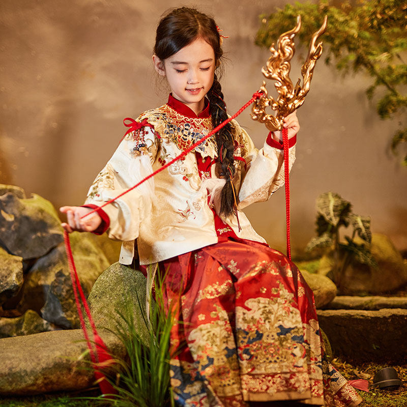 Girls' Gold-Woven Hanfu Set - Winter Warm Mamian Skirt
