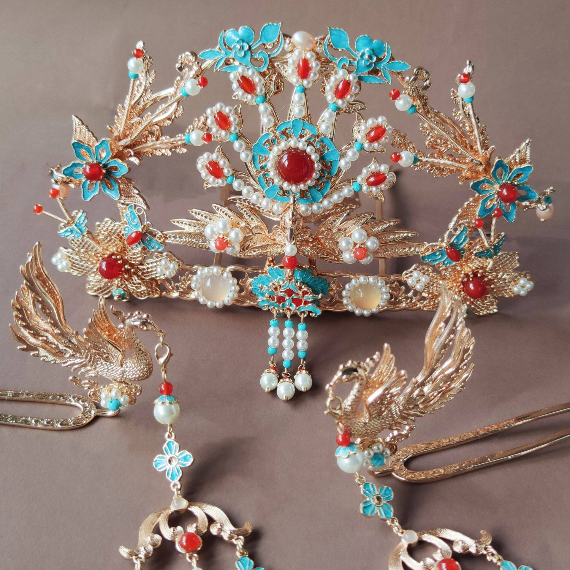 Luxury Hanfu Wedding Jewelry Set | Bridal Crown & Tassel Sticks
