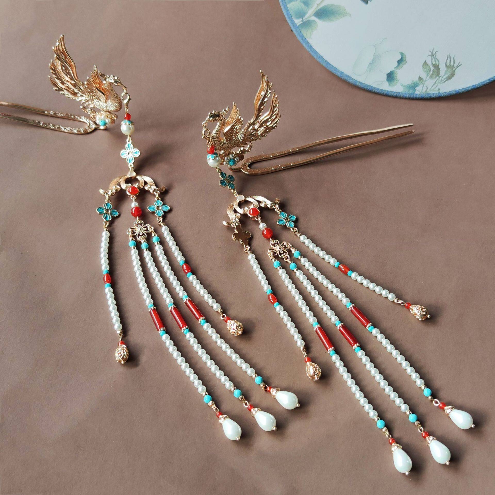 Luxury Hanfu Wedding Jewelry Set | Bridal Crown & Tassel Sticks