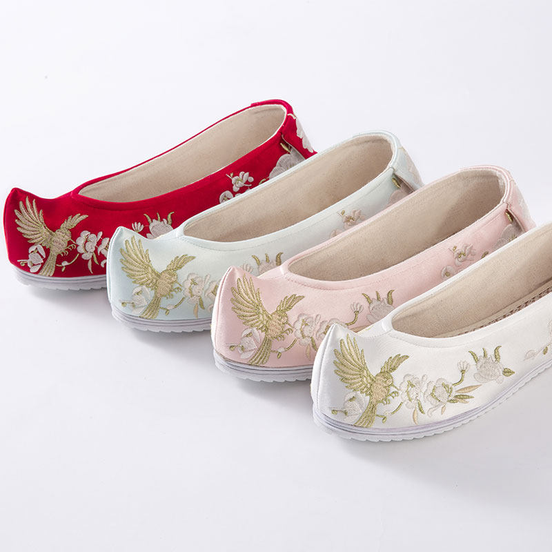 Tongque Pointed Hanfu Shoes | Embroidered Flat & Wedge