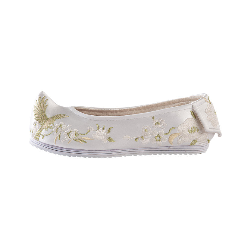 Tongque Pointed Hanfu Shoes | Embroidered Flat & Wedge
