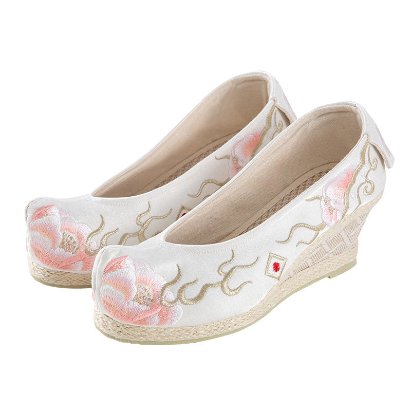 Peony Embroidered Hanfu Shoes | Flat & Wedge Arch Sole