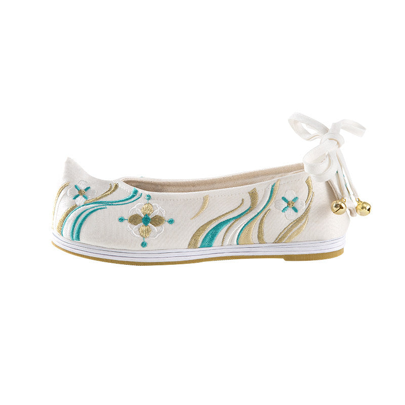 Feitian Embroidered Hanfu Shoes | Traditional Bell Lace-up