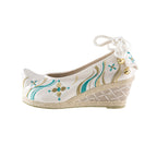 Feitian Embroidered Hanfu Shoes | Traditional Bell Lace-up