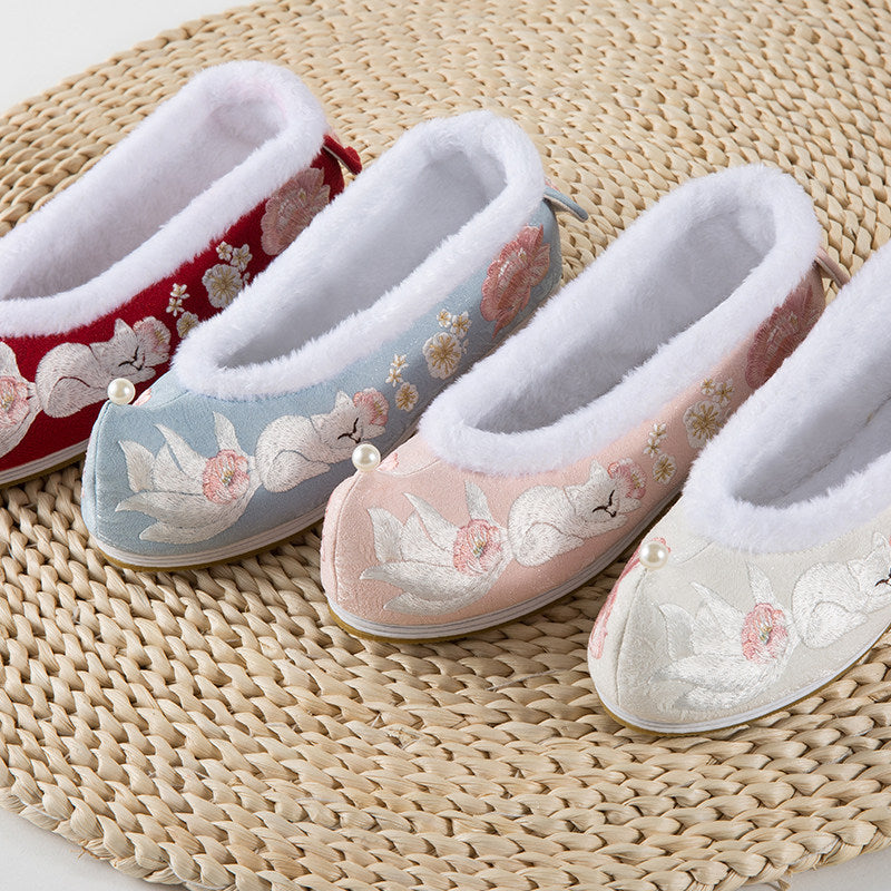 Little Fox Embroidered Winter Hanfu Shoes | Warm Plush Arch Secondary image