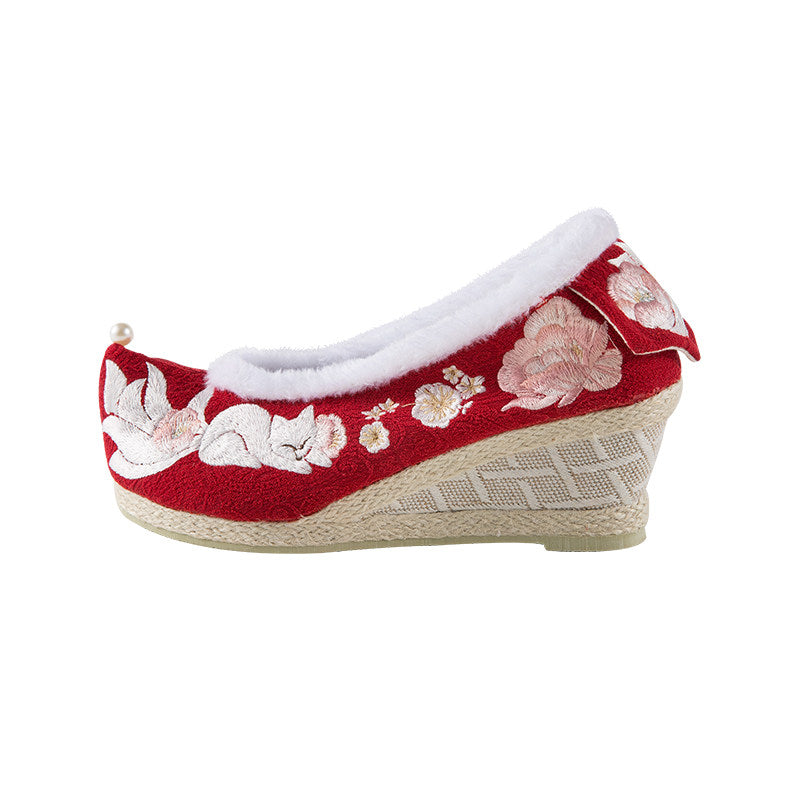 Little Fox Embroidered Winter Hanfu Shoes | Warm Plush Arch