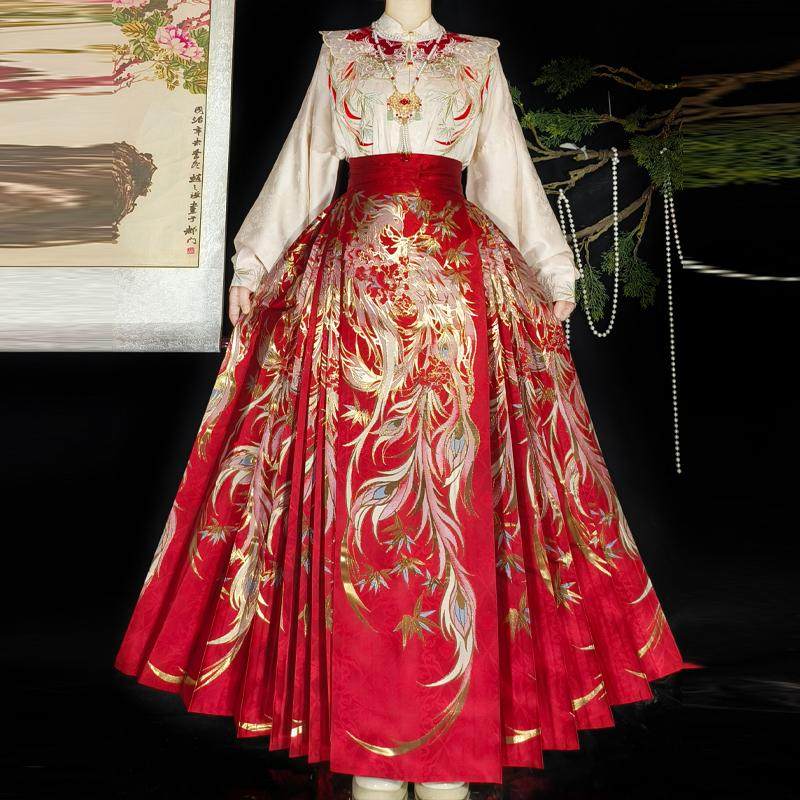 Red Plus Size Wedding Hanfu Set - Cloud Shoulder & Zhuanghua Skirt