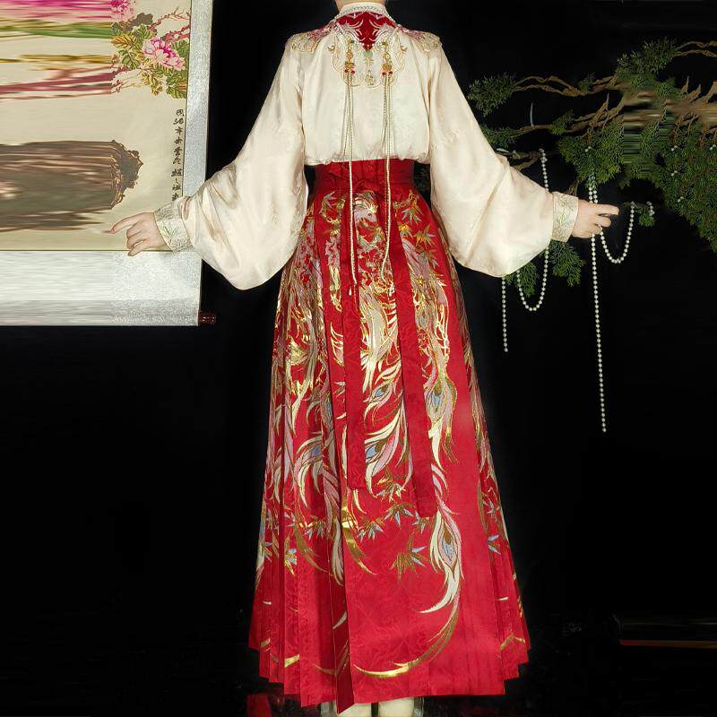 Red Plus Size Wedding Hanfu Set - Cloud Shoulder & Zhuanghua Skirt