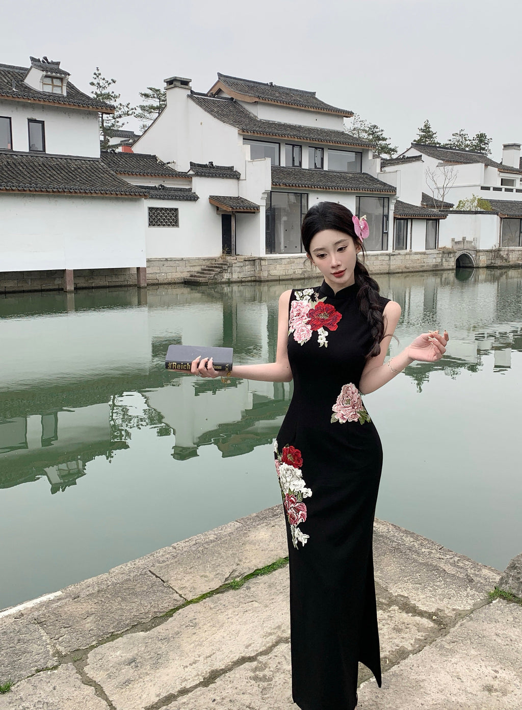 黑色牡丹刺绣旗袍 | 复古无袖长款旗袍