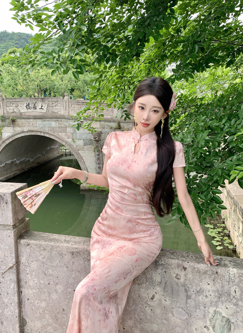 粉色竹纹提花绸缎旗袍 | 现代中式改良旗袍