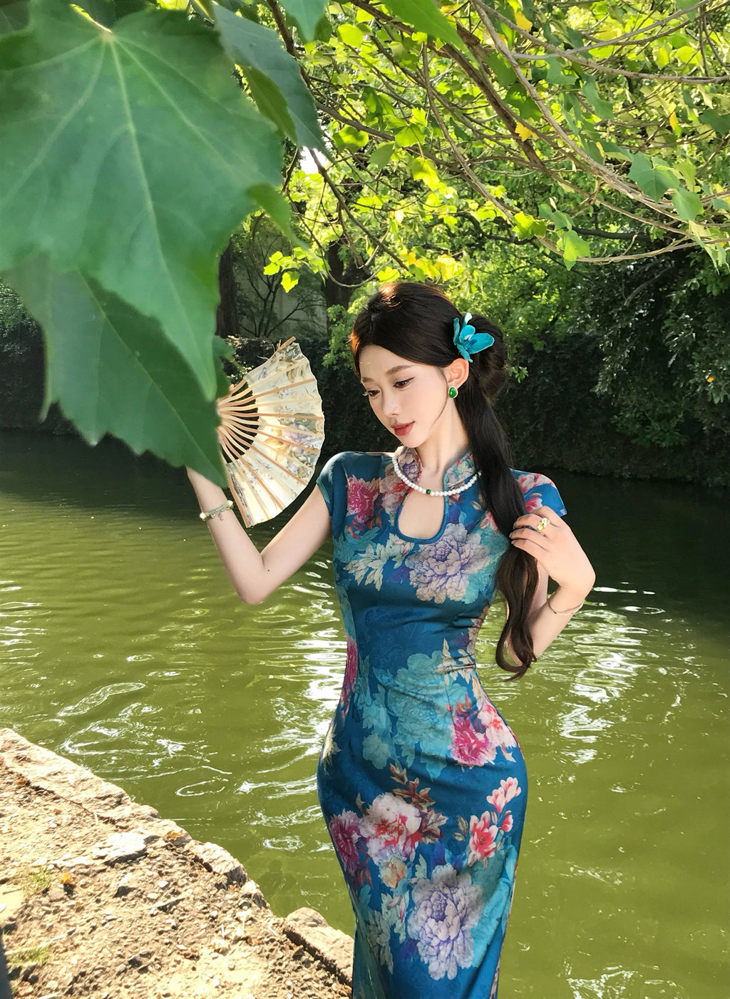 宝蓝色提花旗袍 | 性感镂空短袖旗袍