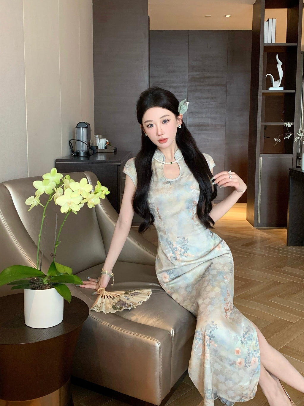 荷花翠绿钥匙孔旗袍 | 优雅扇贝袖旗袍