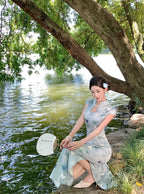 Blue Jacquard Qipao | Elegant Keyhole Scalloped Sleeve Cheongsam