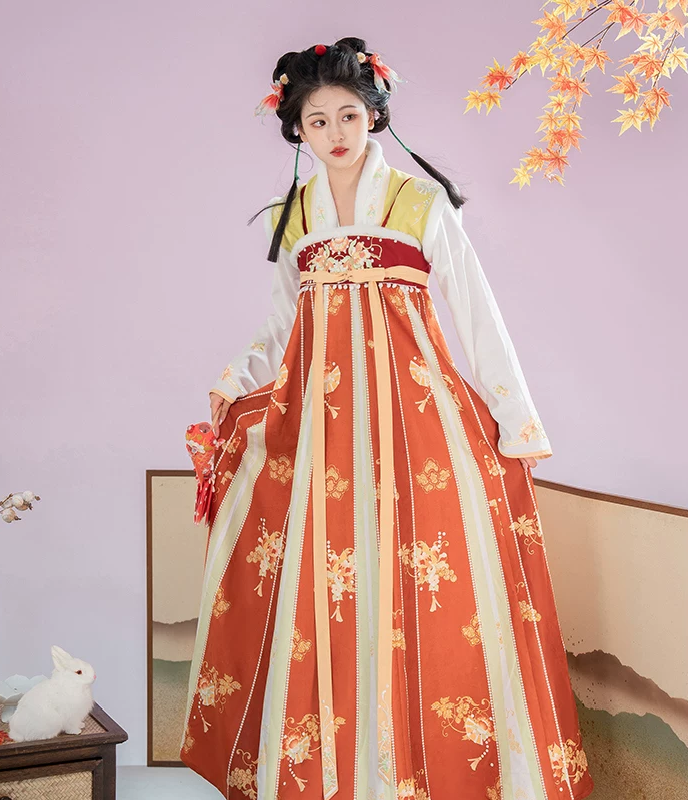 [Flower Fable] Tang Style Hanfu Set - Embroidered Beizi Coat & Ruqun Skirt